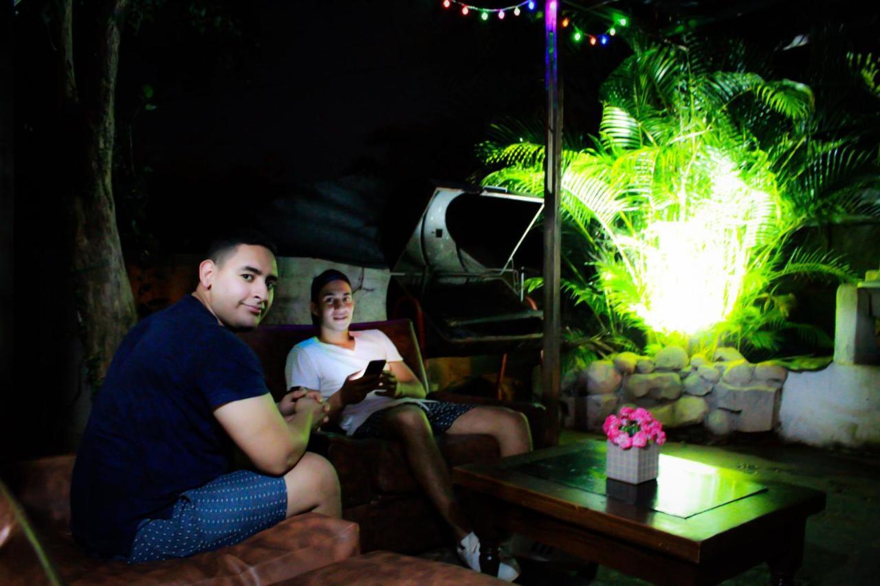 Krieger Haus Pansiyon Puerto Iguazú Dış mekan fotoğraf