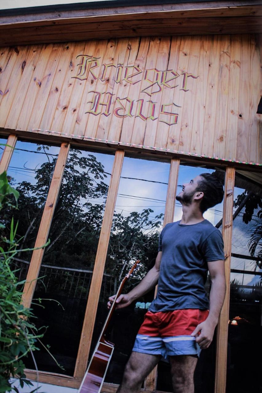 Krieger Haus Pansiyon Puerto Iguazú Dış mekan fotoğraf